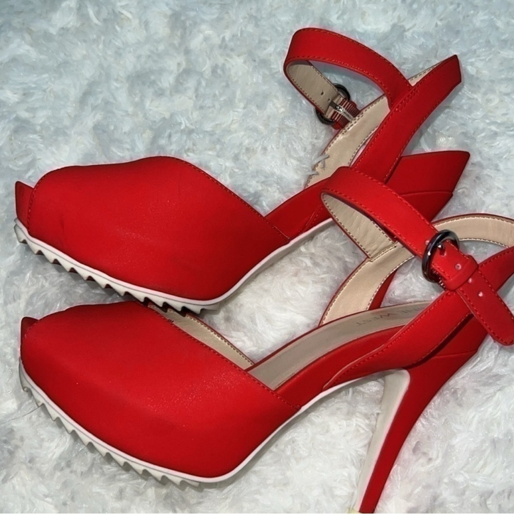 Nine West Vibrant Red Platform Heels​ - Picture 8 of 8